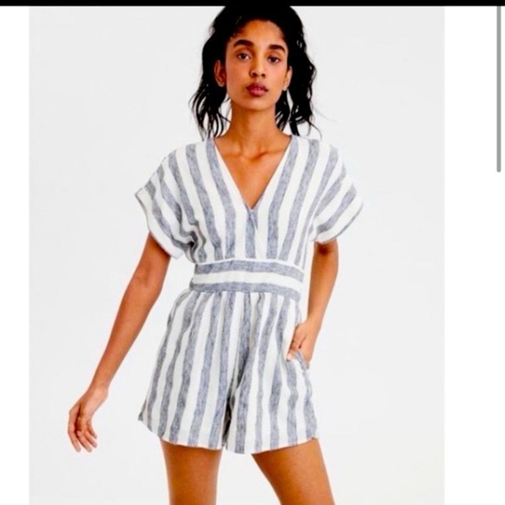 American Eagle Romper
